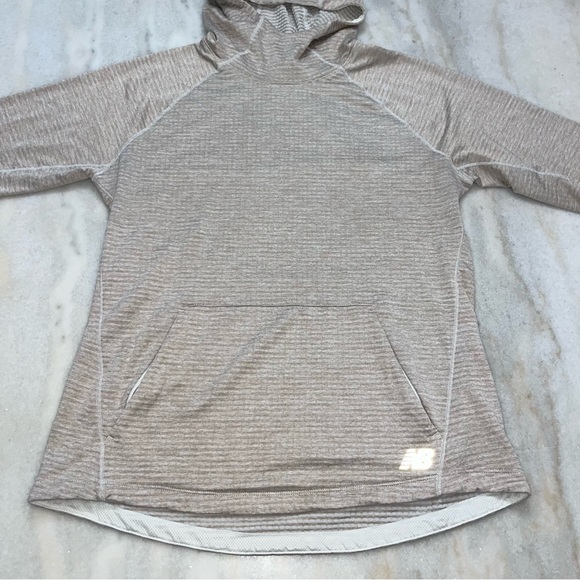New Balance Tops New Balance Nb Heat Grid Thermal Hoodie Womens L